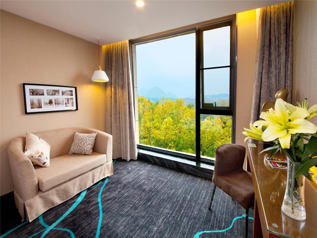 Vienna Hotel Guilin Xiangshan Park Room photo