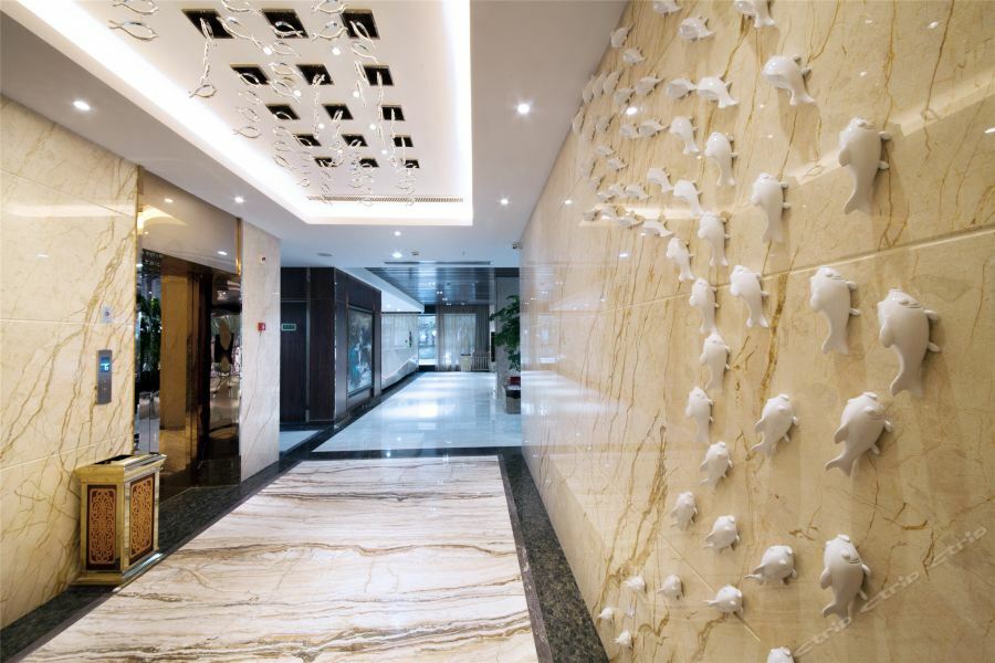 Vienna Hotel Guilin Xiangshan Park Exterior photo